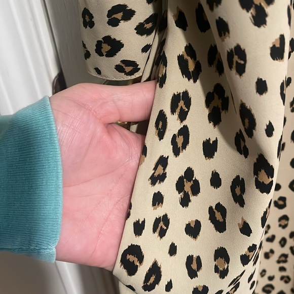 Chico’s Leopard Topper - Picture 6 of 7